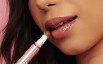 MCoBeauty Glow Lip Plump 4-in-1 Treatment Oil Angel Nude Brown